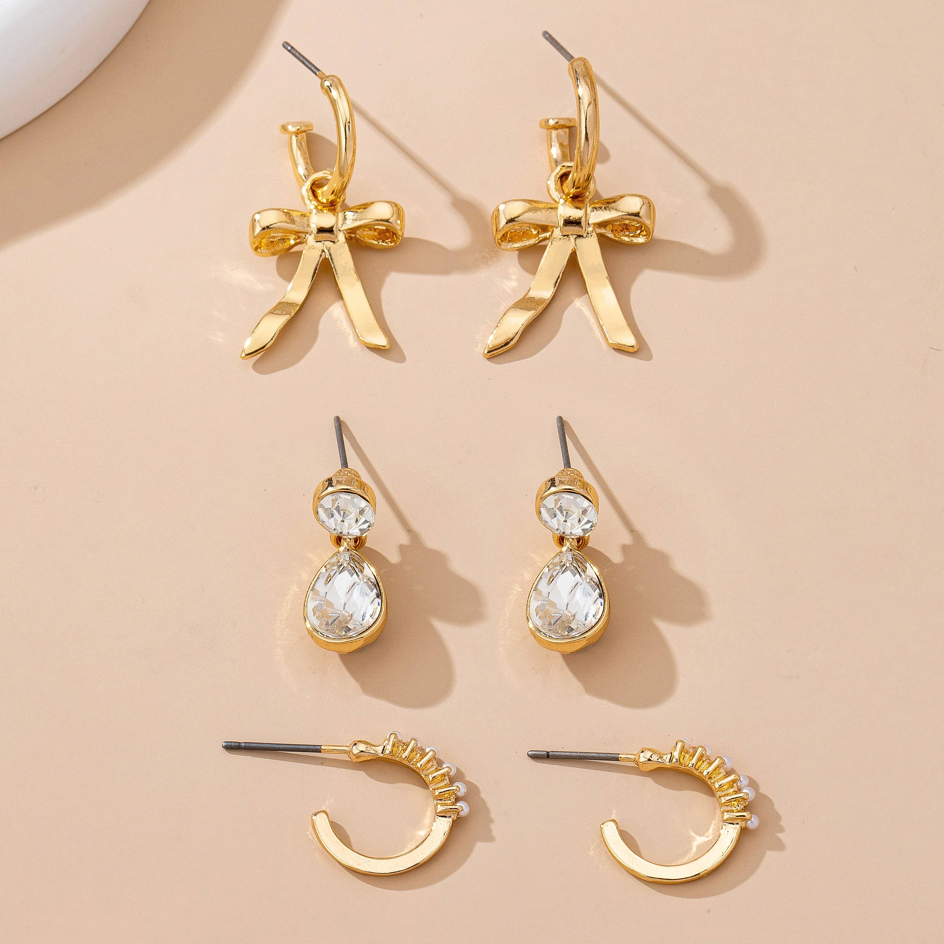 Pearl Crystal Earring Set