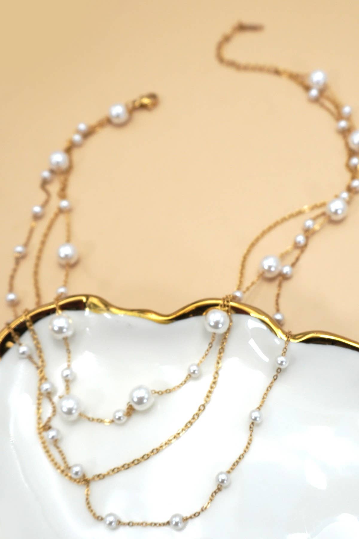 18K STAINLESS STEEL PEARL LAYER NECKLACE