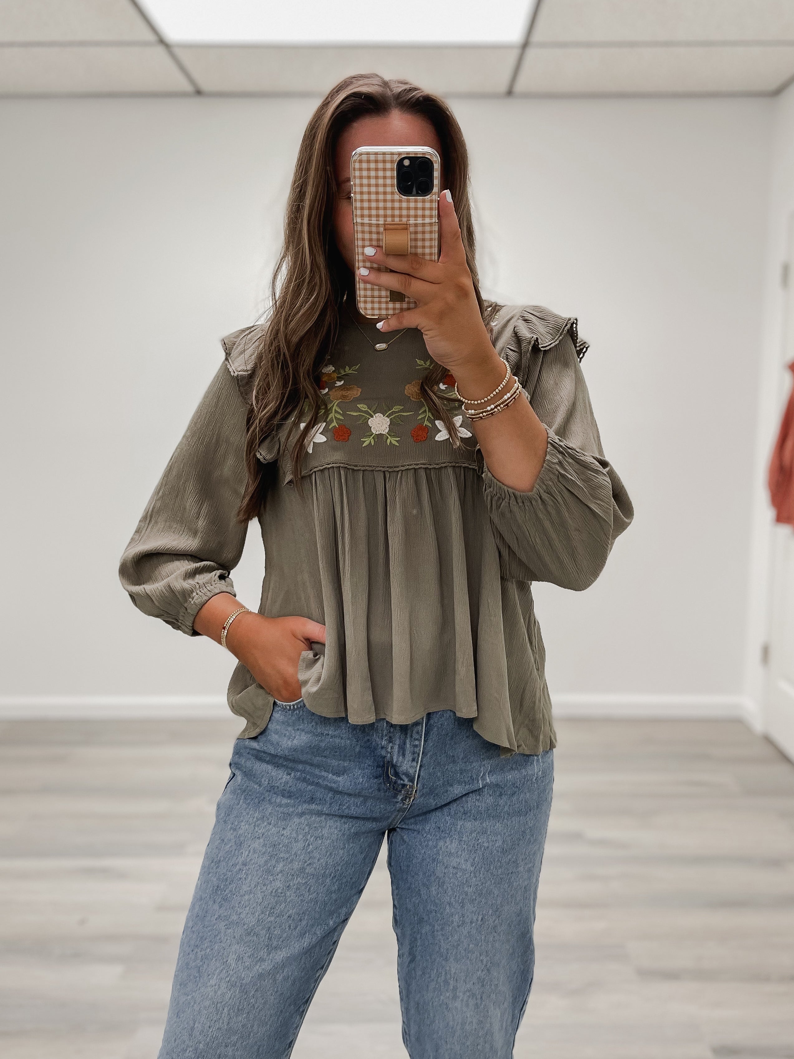 EMBROIDERED RUFFLE SHOULDER BLOUSE