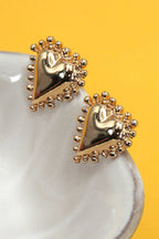 SPIKE EDGE GOLD HEART STUD EARRINGS
