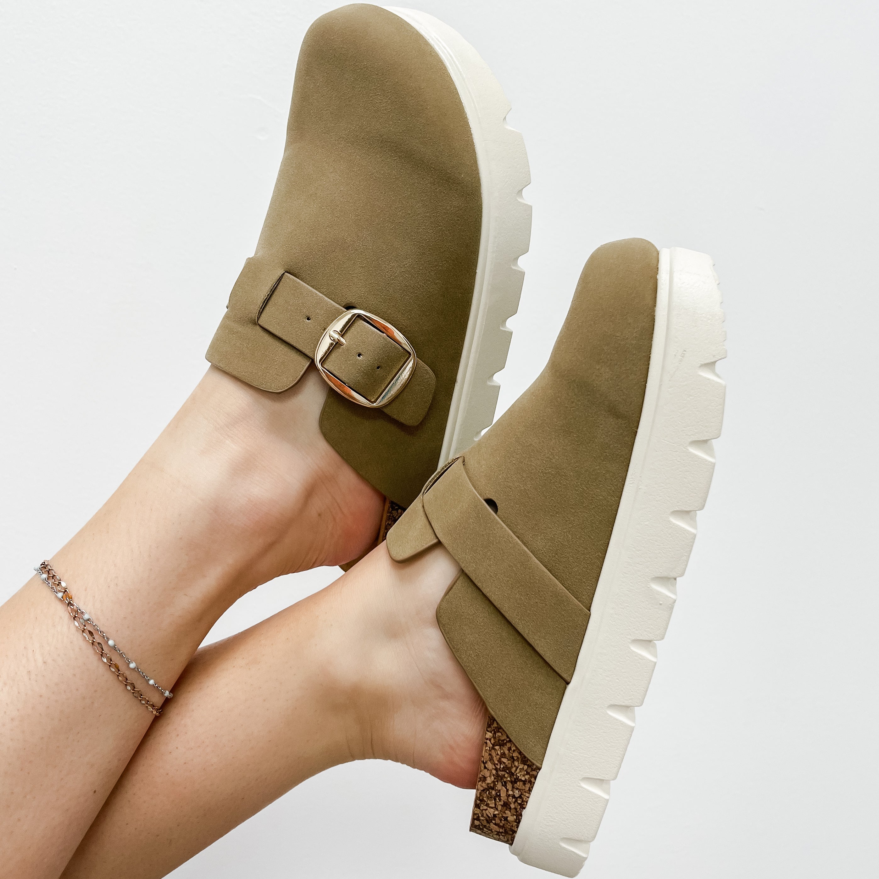 Campbell Big Buckle - Taupe