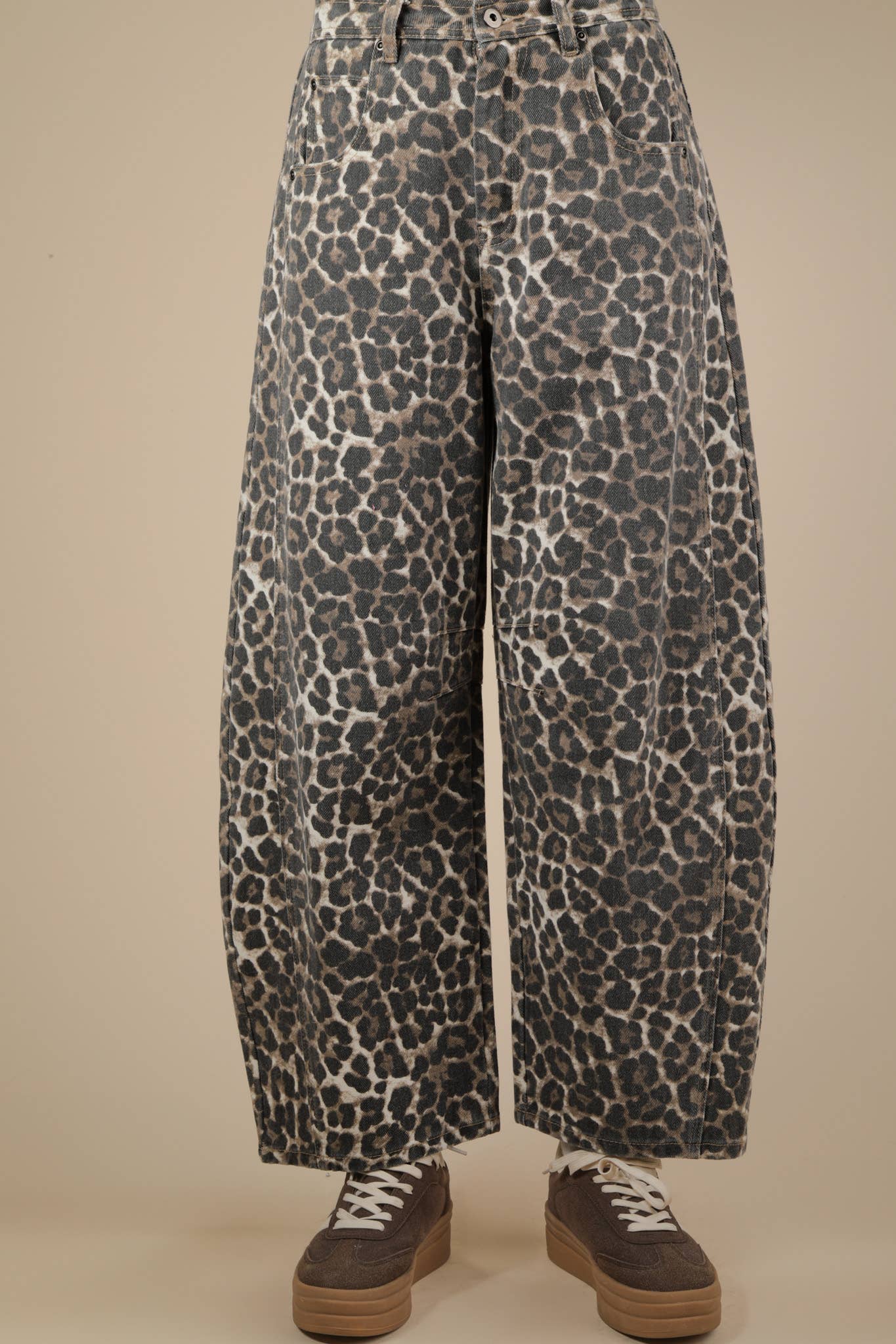 Leopard Barrel Jeans