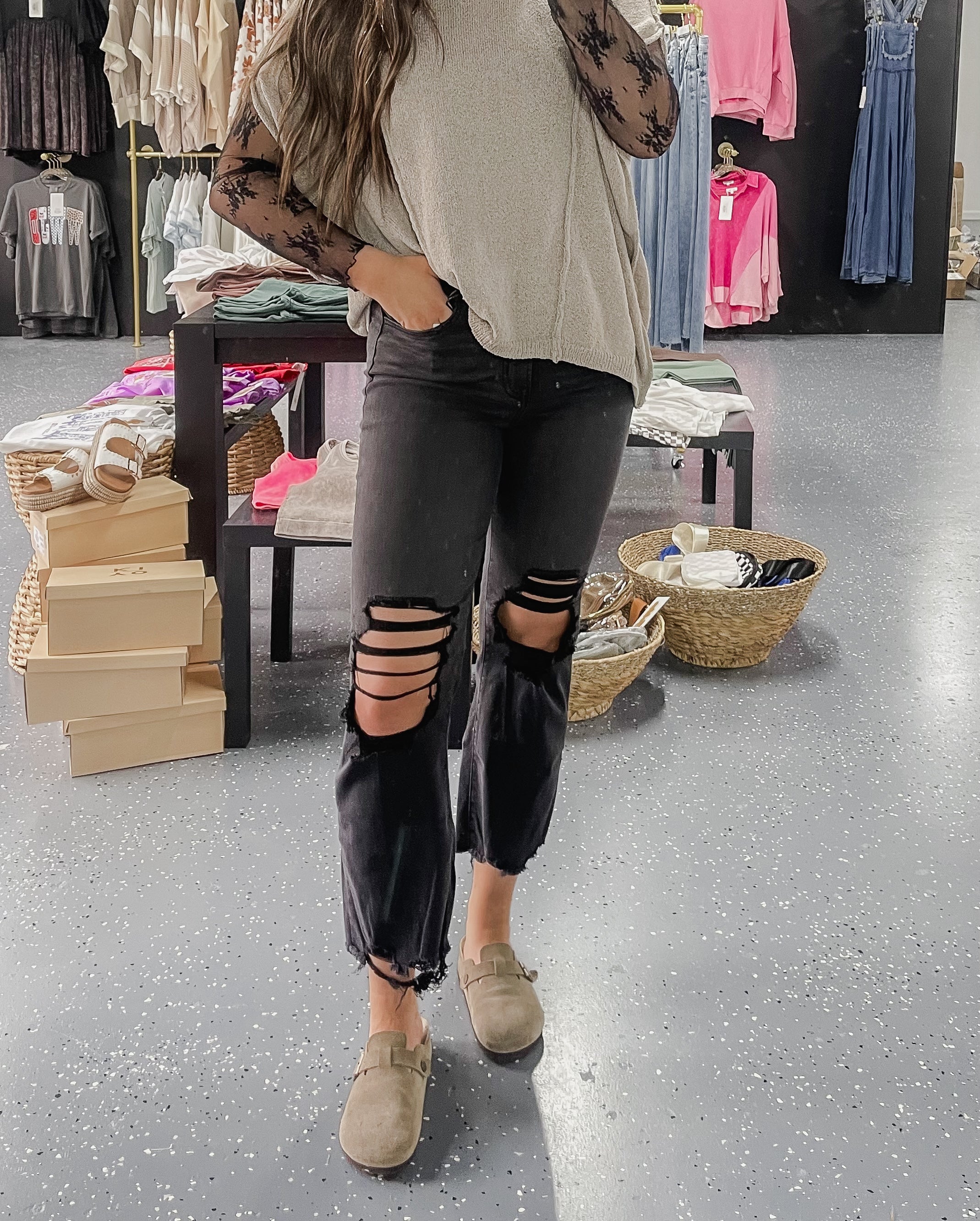 Ashton Cropped Distressed Jean - Black