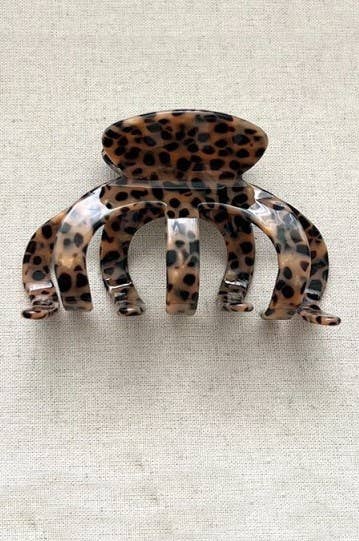 LEOPARD PRINT CLAW CLIP