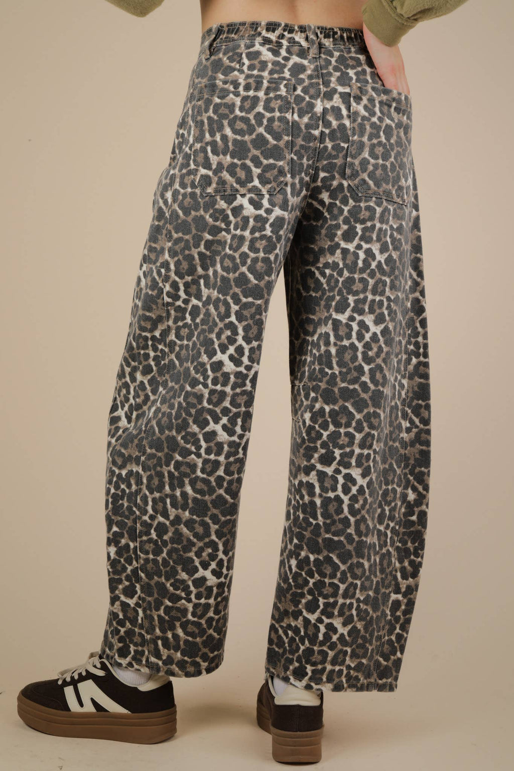 Leopard Barrel Jeans