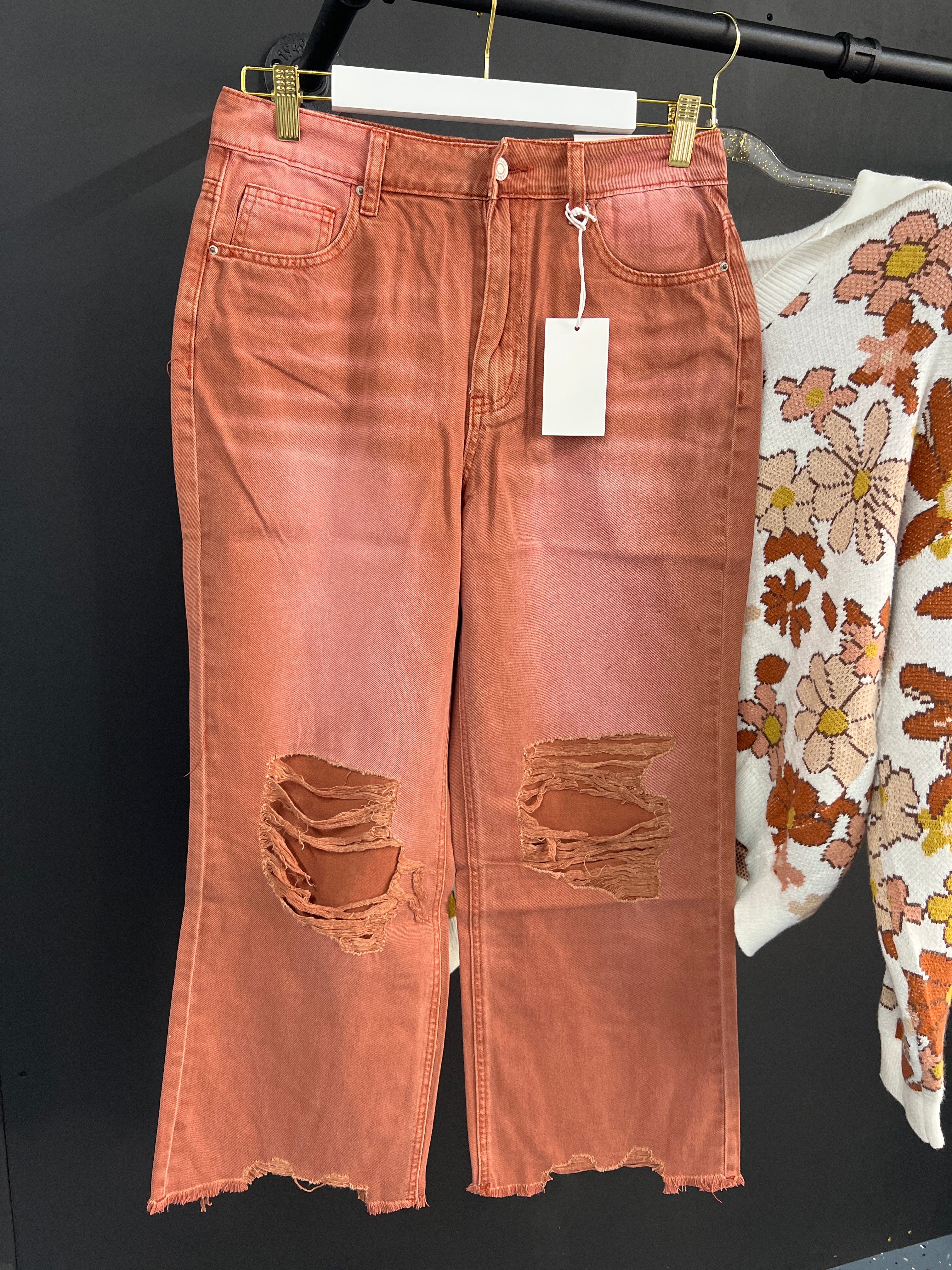 Criston Cropped Distressed Jean