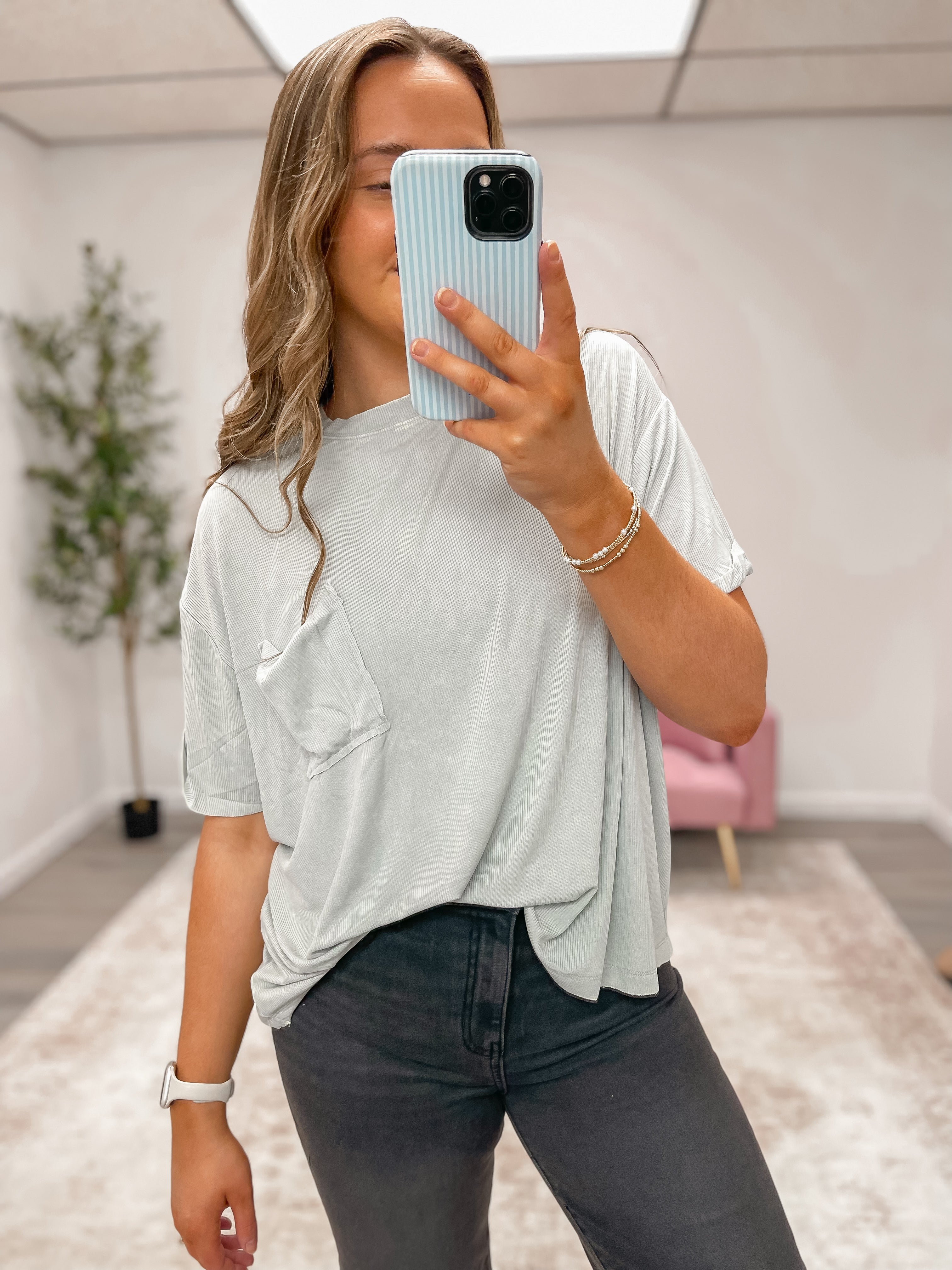 All Day Pocket Tee - GREY