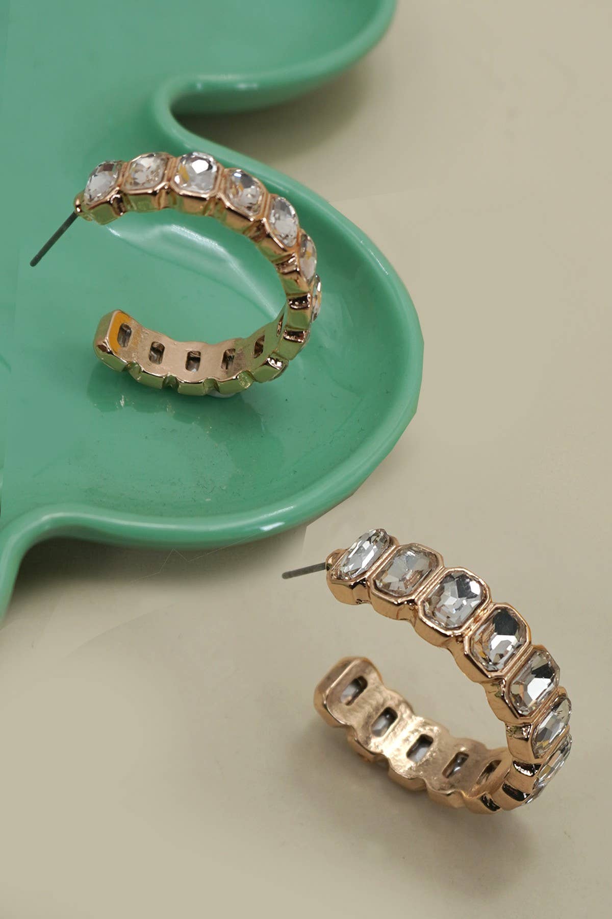 CLASSIC RHINESTONE EARRINGS