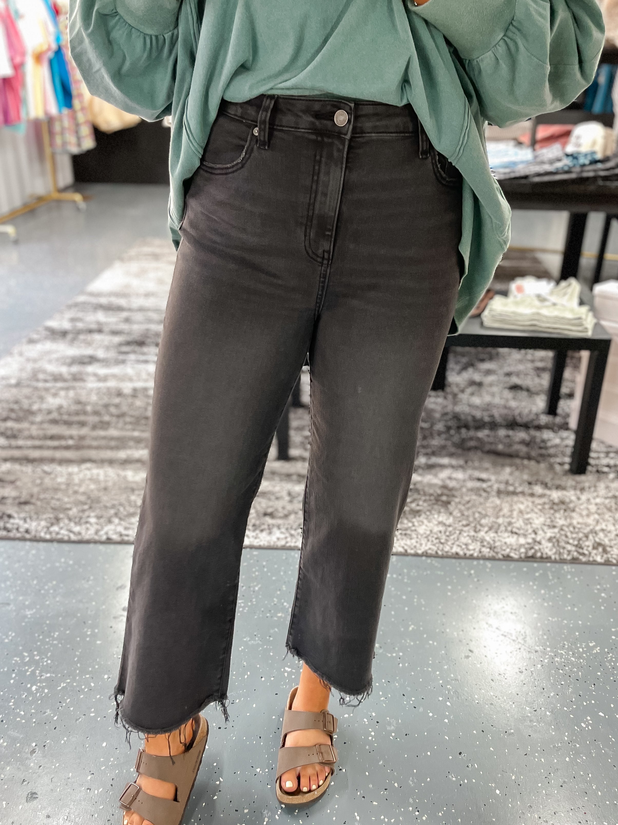 Cropped Straight Leg Raw Hem Jeans - Washed Black