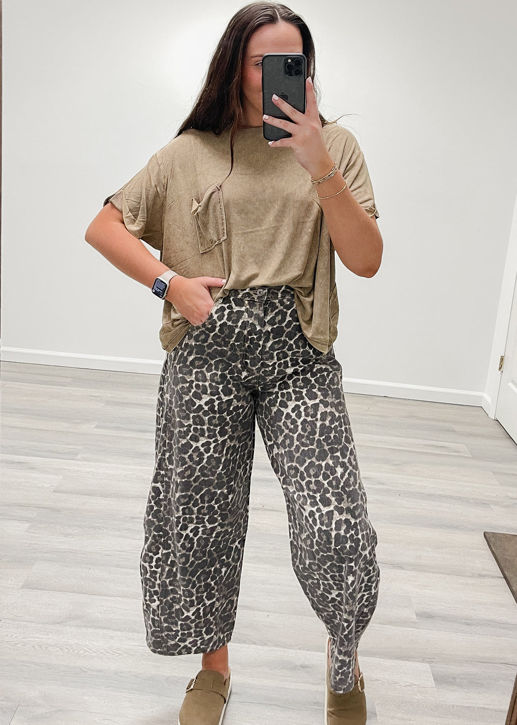 Leopard Barrel Jeans