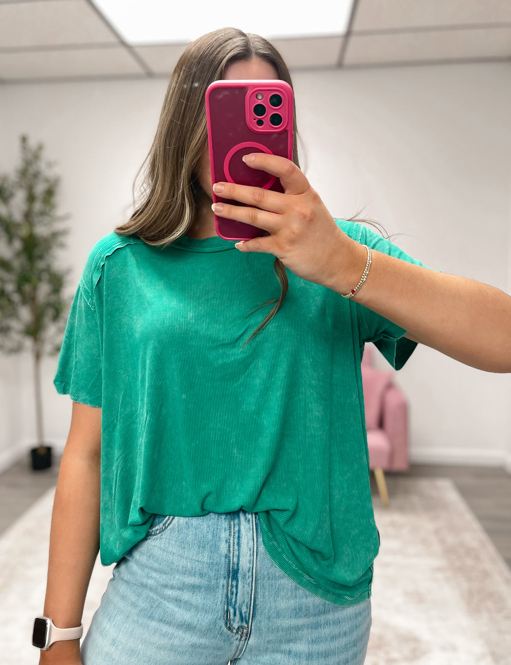 All Day Exposed Seam Tee - KELLY GREEN