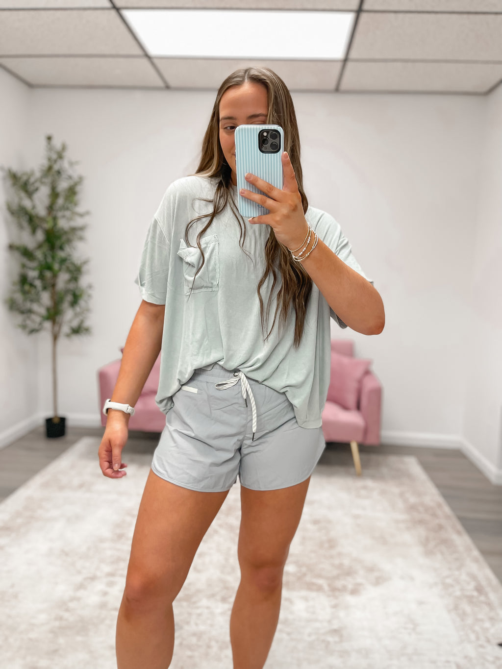 On The Go Athletic Shorts - GREY