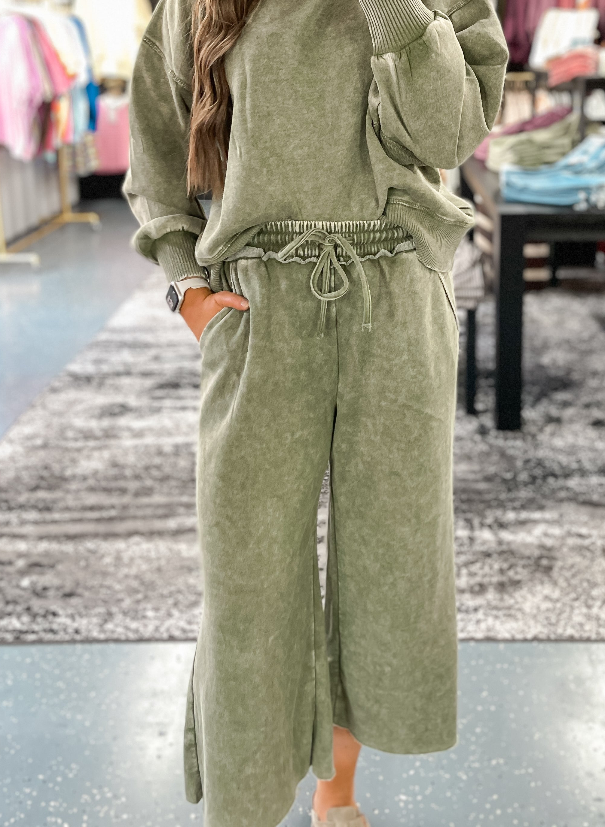 Everyday Acid Wash Sweats - Olive