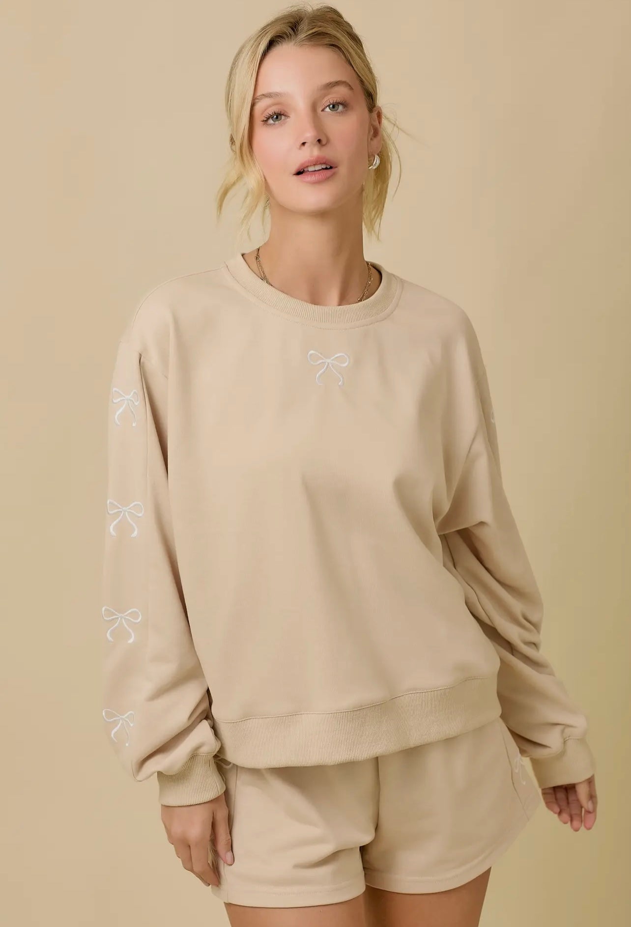 Taupe Ribbon Bow Set