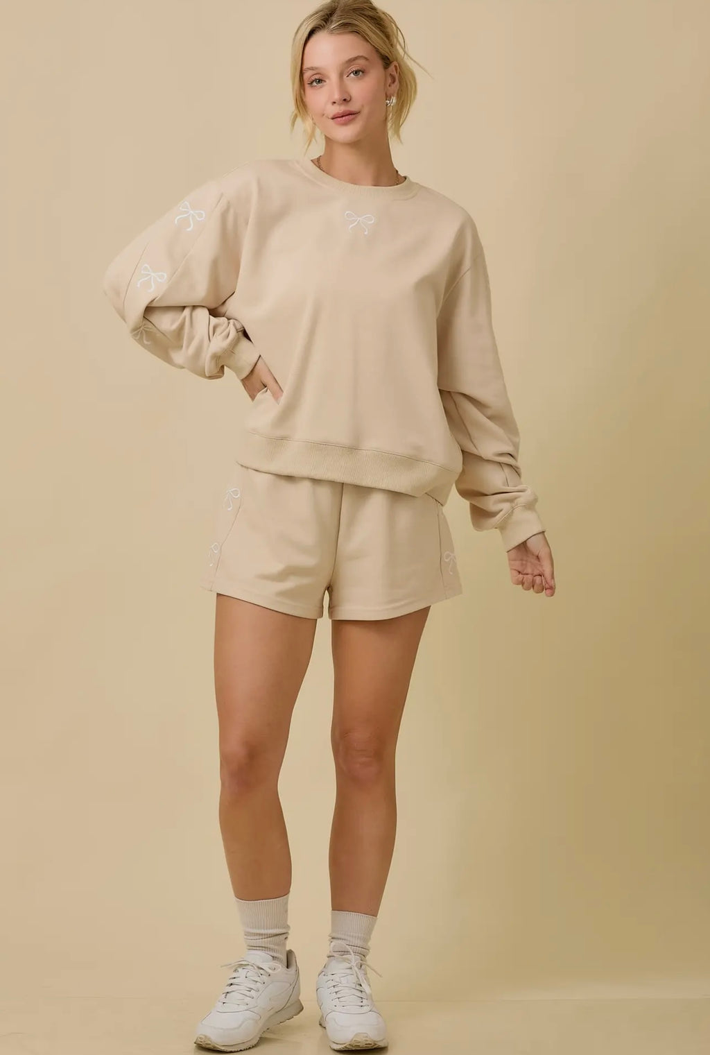 Taupe Ribbon Bow Set