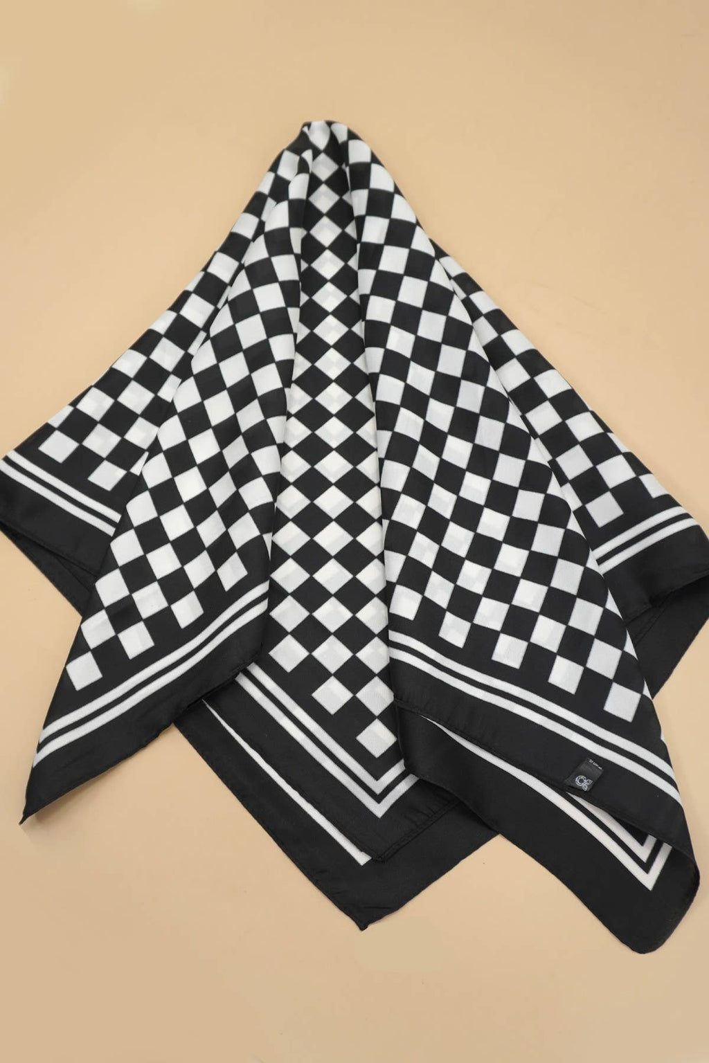 CHECKER PRINT BANDANA SCARF