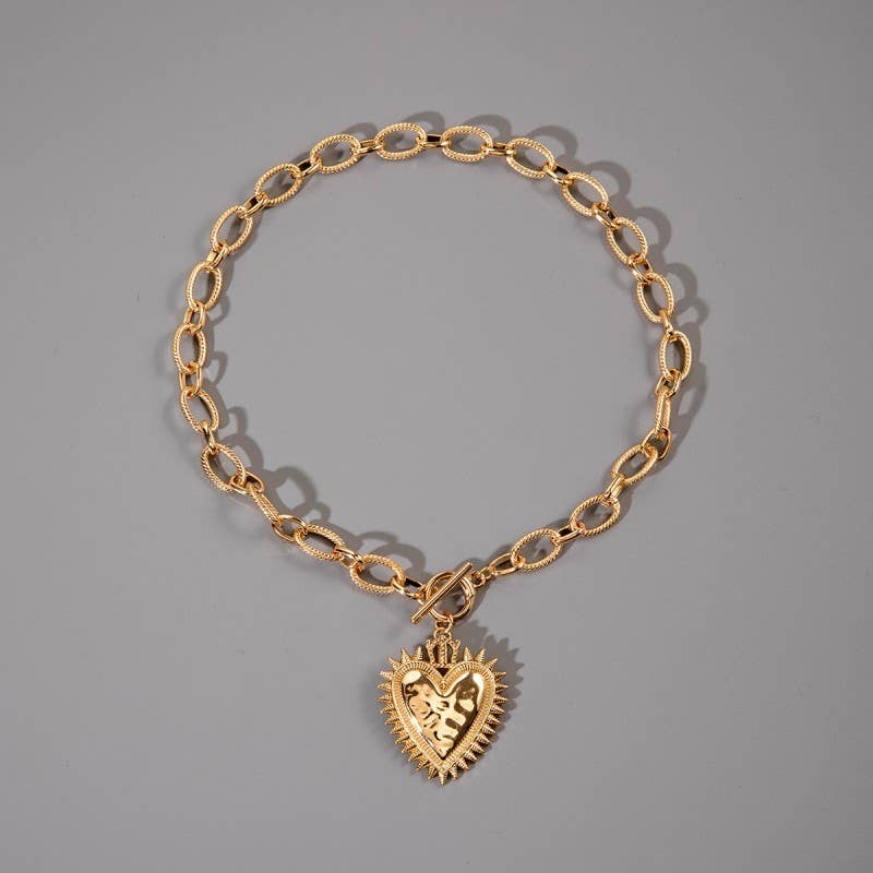 HEART TOGGLE NECKLACE