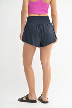 BreezeMove Compression Shorts